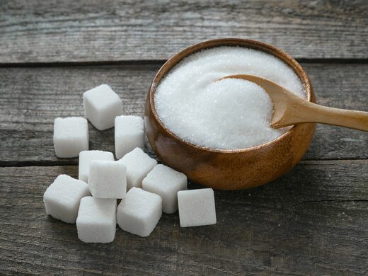 Pourquoi manger moins de sucres pour votre équilibre féminin ?